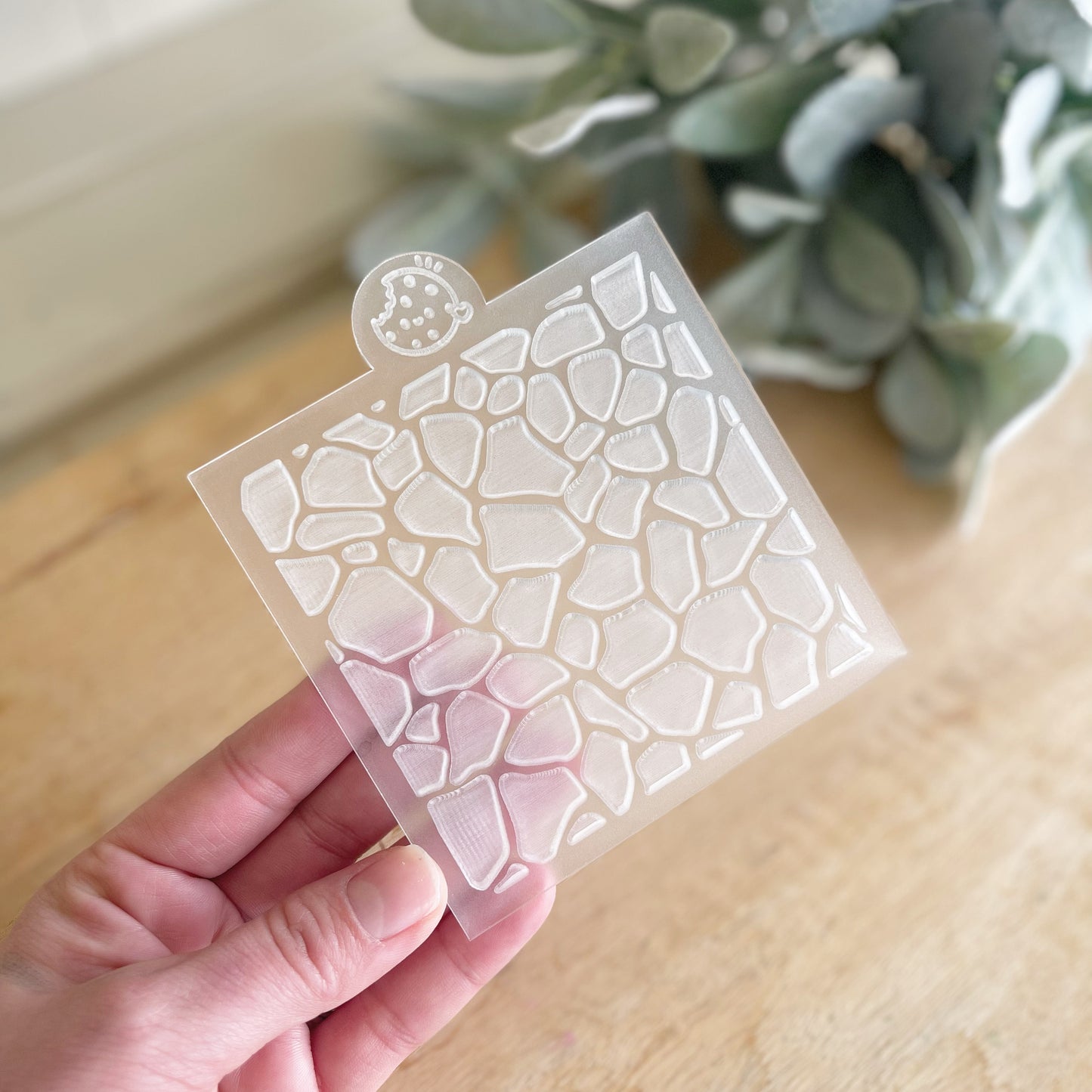 Giraffe pattern acrylic embosser